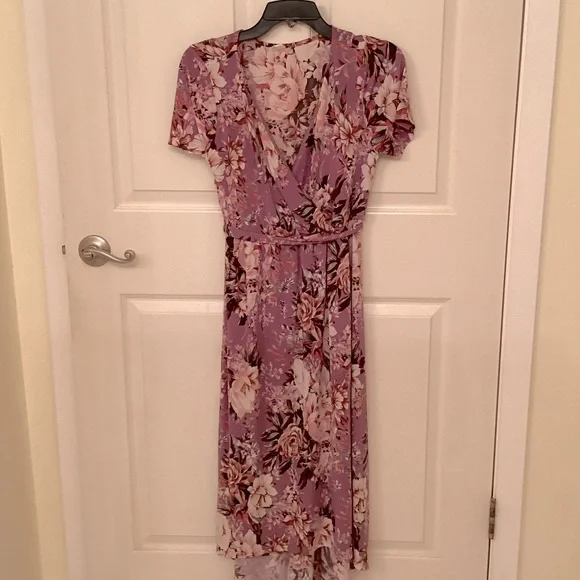Pink Blush Maternity Wrap Dress - Picture 4 of 5